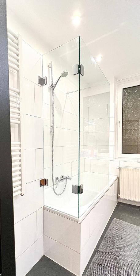 Geraeumiges City-Apartment Mit 2 Badezimmer Und Parkplaetzen D46-Og Oldenburg Exteriér fotografie