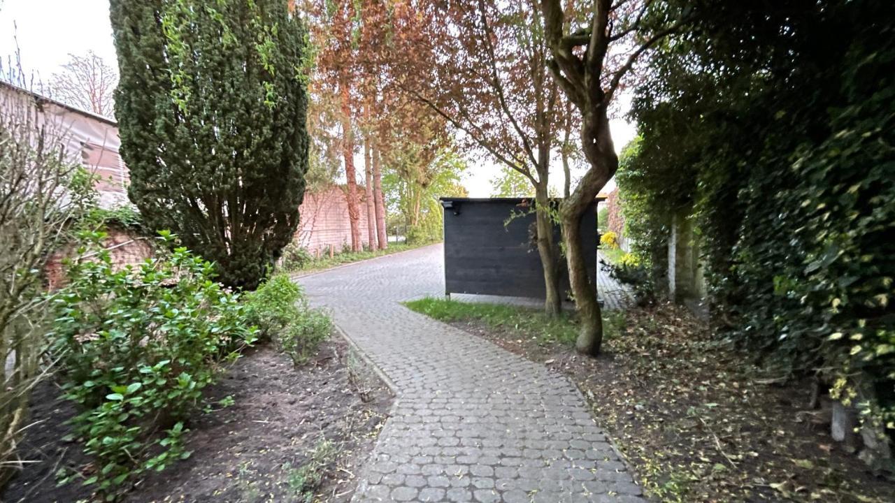 Geraeumiges City-Apartment Mit 2 Badezimmer Und Parkplaetzen D46-Og Oldenburg Exteriér fotografie