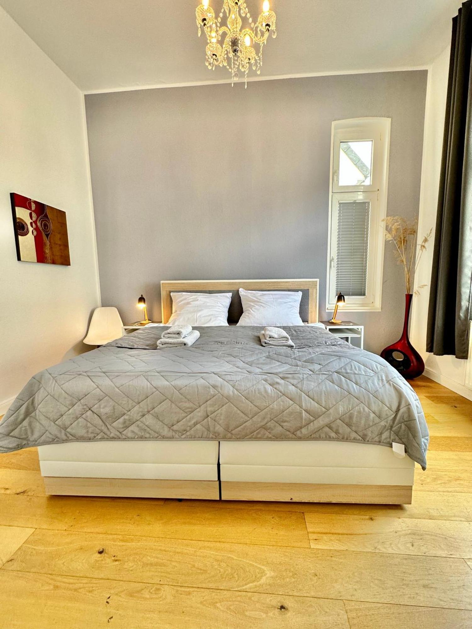 Geraeumiges City-Apartment Mit 2 Badezimmer Und Parkplaetzen D46-Og Oldenburg Exteriér fotografie